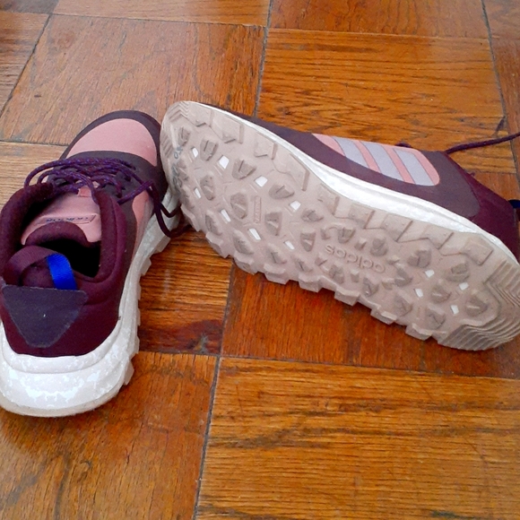 Adidas Shoes - Picture 4 of 4